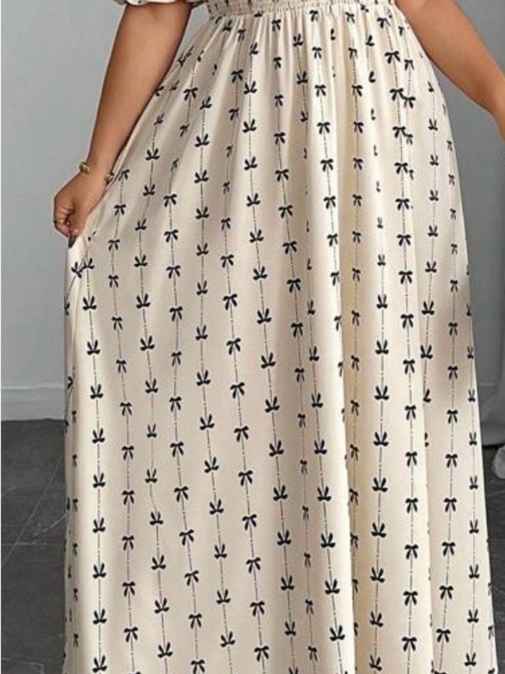 SHEIN Cream Maxi Dress with Black Bow Print